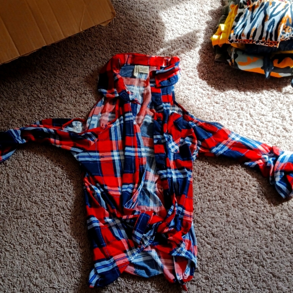 Cute red and blue flannel long sleeve w shoulders cut out